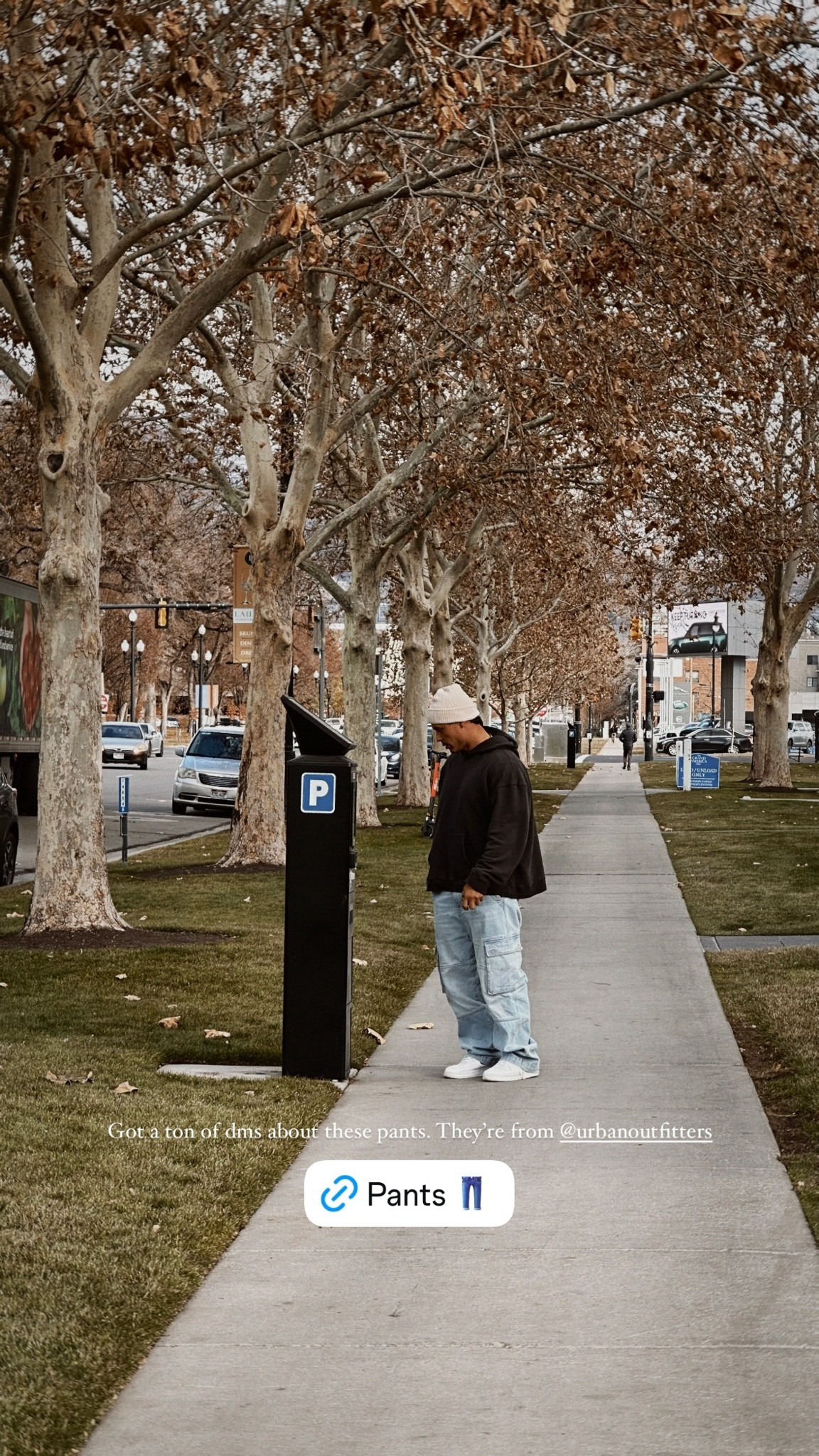 Got a ton of dms about these pants. They’re from @urbanoutfitters

#LTKHoliday #LTKMens #LTKGiftGuide