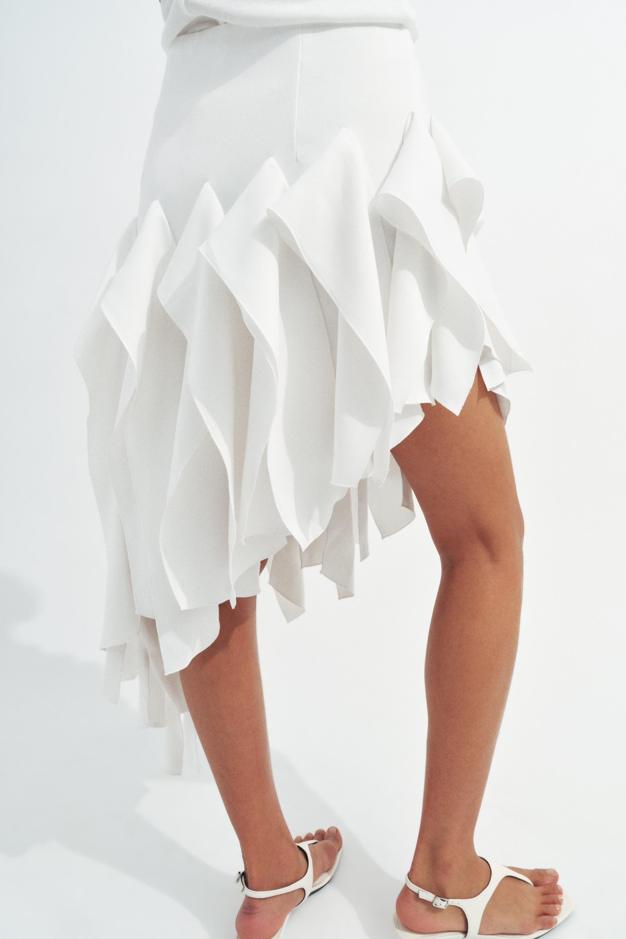ZW COLLECTION ASYMMETRIC RUFFLED SKIRT | Zara US