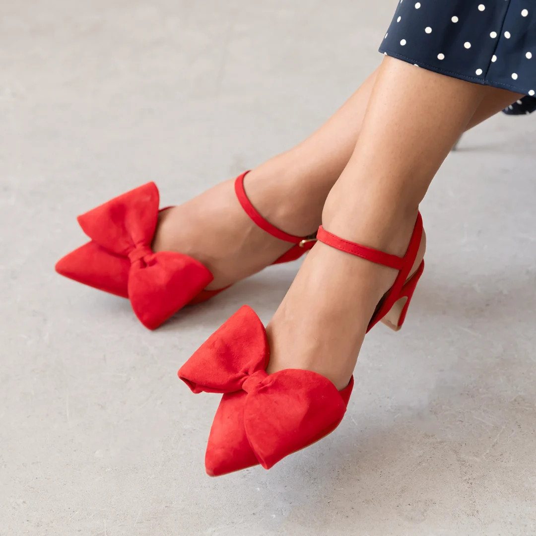 Bisou Bow Pointed Mid-Heel: Red Suede | Air & Grace