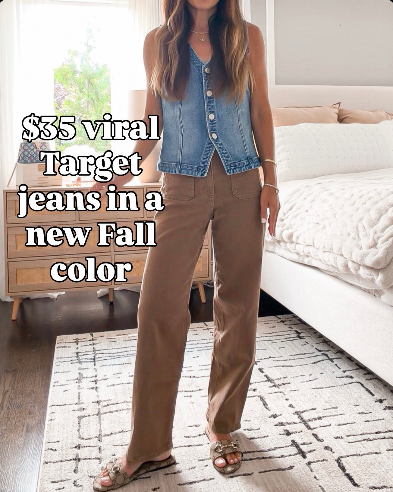 Friday Shopping Group Chat is officially open. ☕🛍️

If we were texting over coffee this morning, these are the finds I’d be sending you first.

✨ Jeans that actually make getting dressed easier.
✨ The white tee I can’t stop reaching for.
✨ A few affordable pieces that look way more expensive than they are.
✨ The beauty find that genuinely surprised me.
✨ And one cozy fall pick I’d grab before everyone starts thinking about fall. 🤭

Which find are you adding to your cart first? 👇

#LTKOver40 #LTKSeasonal #LTKootd