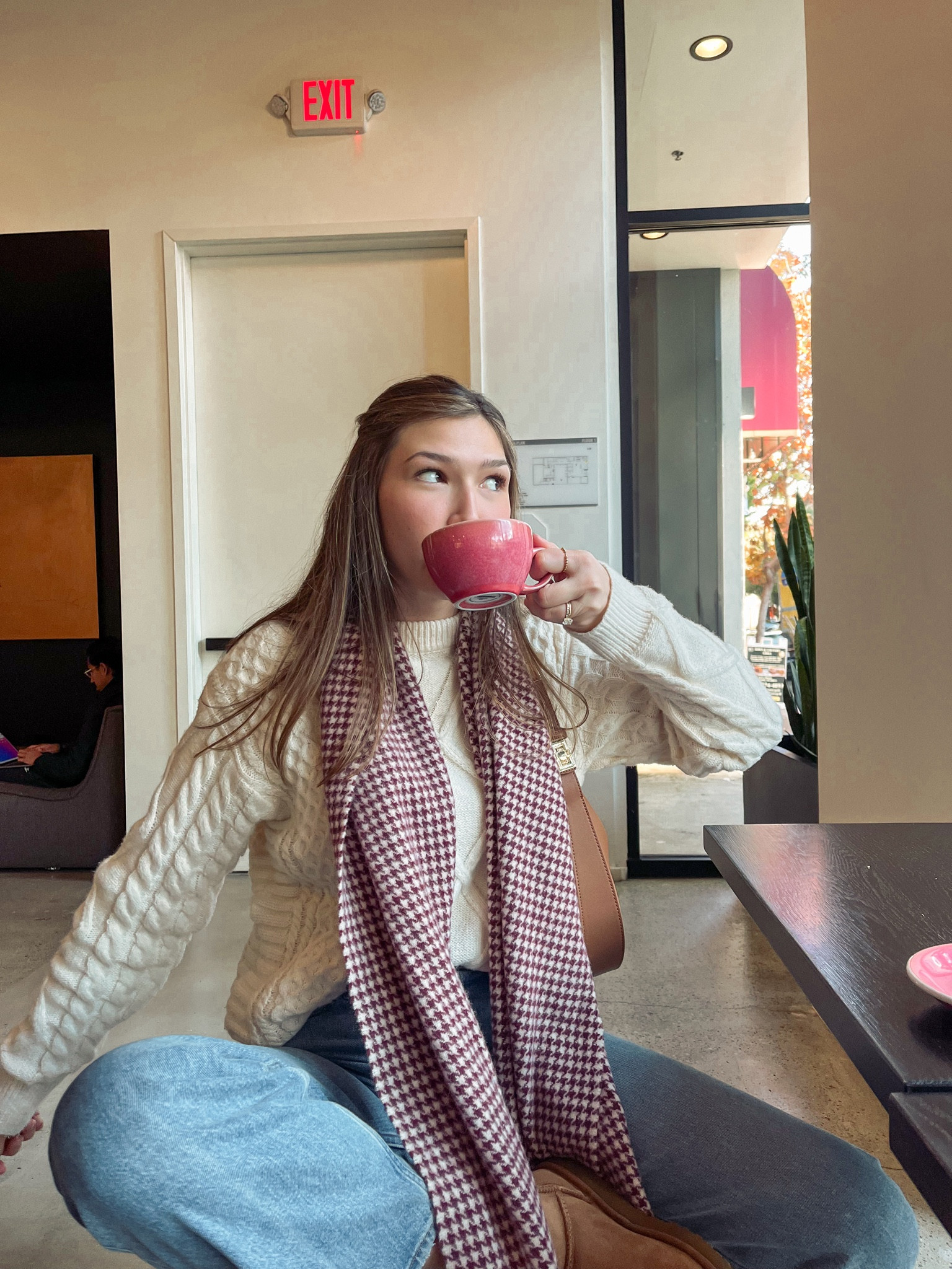 Coffee date attire💗

casual outfit ideas, Pinterest aesthetic, coffee date
outfits, checkered scarf outfits, cozy sweater, ugg
outfit, cozy outfit ideas, casual style, Pinterest inspired,
Pinterest girl, amazon sweater, white chunky sweater, cozy sweater 

#LTKSeasonal #LTKfindsunder50 #LTKstyletip