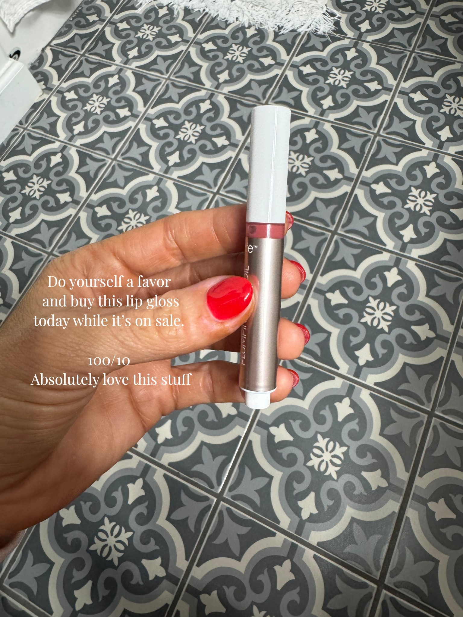 Obsessed with this lip gloss! Won’t melt in your car this summer 🙌

#LTKBeauty #LTKMothersDay #LTKgrwm