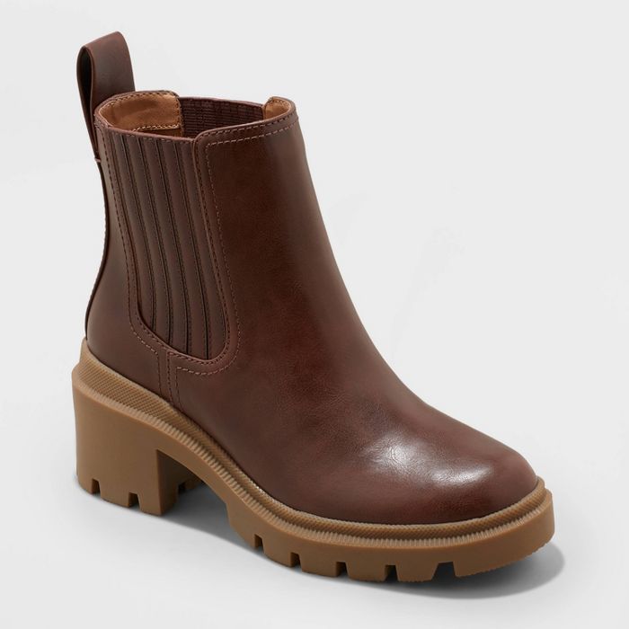 Women's Naya Heeled Chelsea Boots - Universal Thread™ | Target