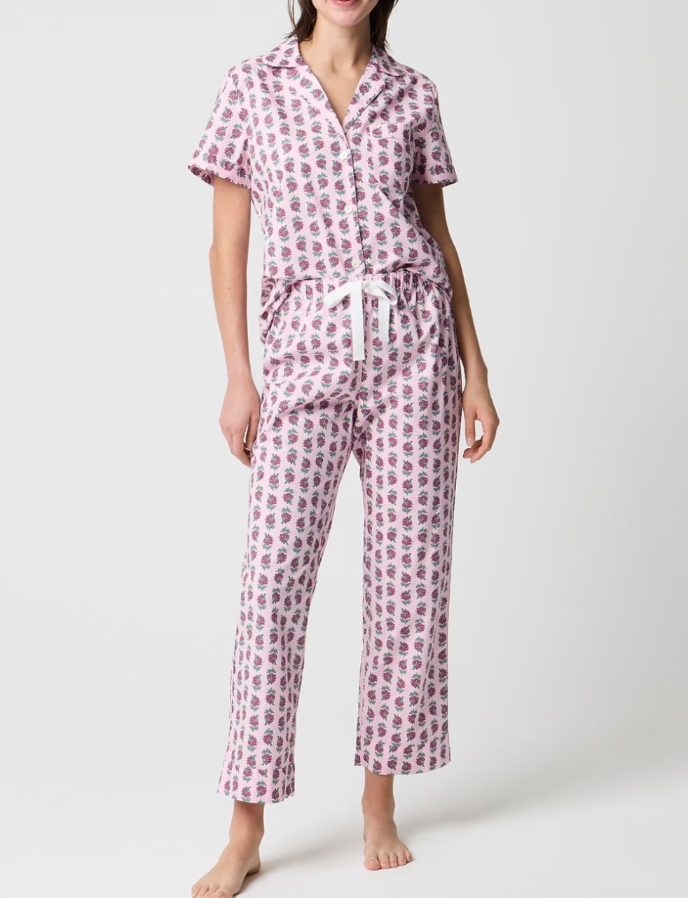 Pretty pink/purple block print pajama set in 100% cotton under $40

#LTKmomlife #LTKMidsize #LTKSaleAlert