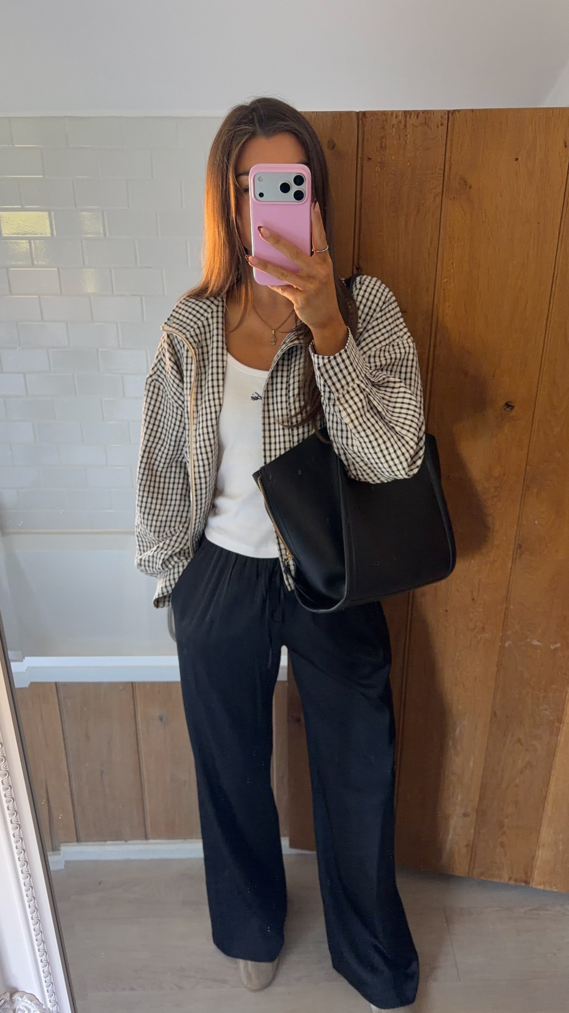 last day of the Abercrombie sale! Use my code AFINDIA for extra discount 🥰

Use code AFINDIA to get an additional 15% off everything in stores and online at checkout from 18/9/26 - 21/9/26 in UK and Europe. Excludes clearance and gift cards. See details online.

#LTKautumn #LTKeurope #LTKstyletip