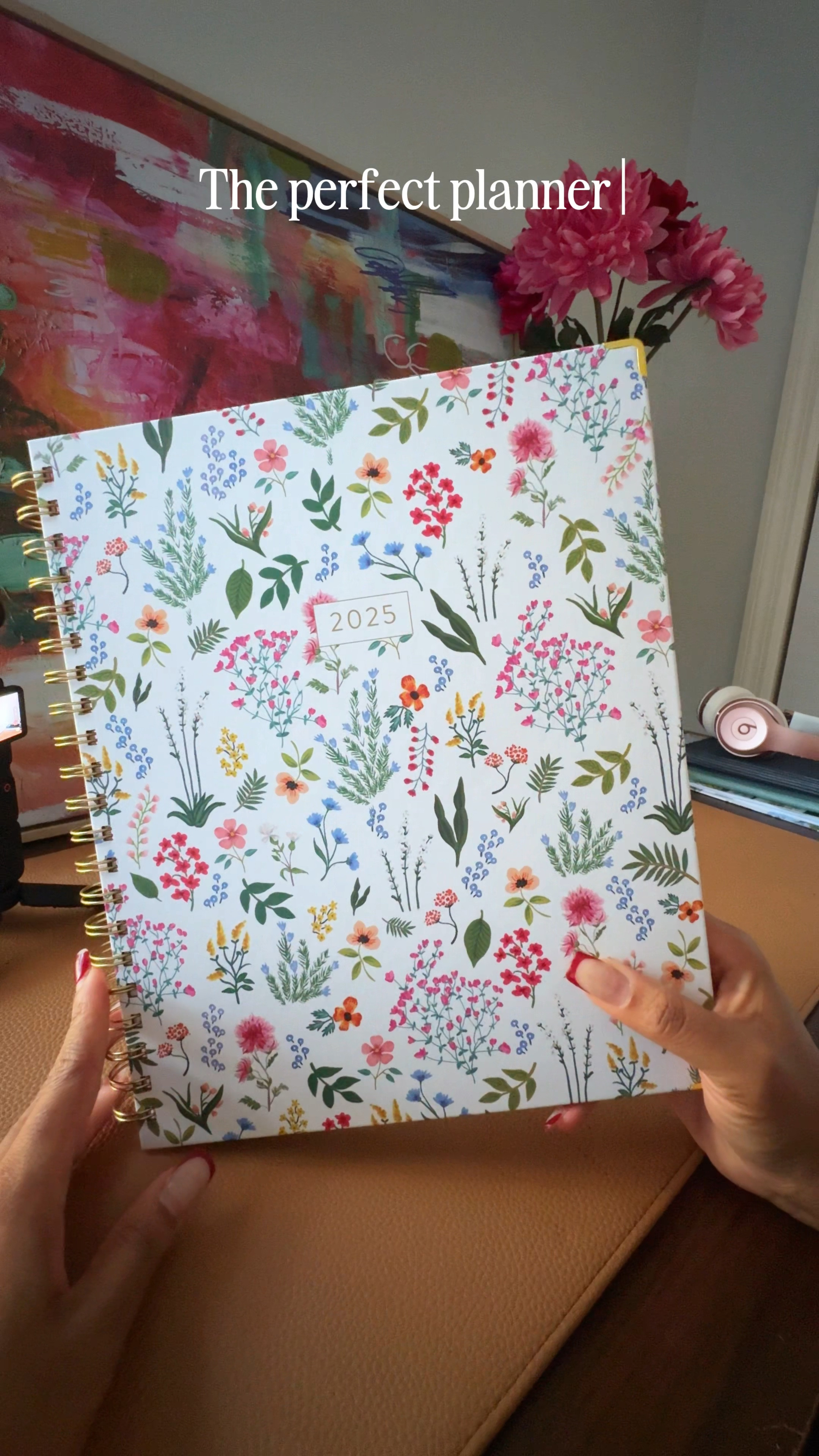The PERFECT yearly planner (monthly and daily view) #planner #amazonfinds #amazonfavorites #wfh #sahm

#LTKFindsUnder50 #LTKFamily