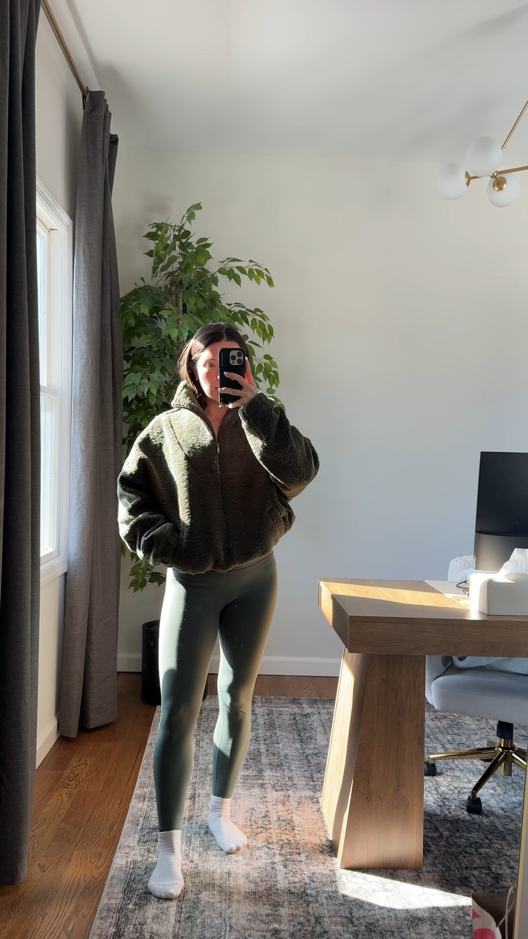 Matching workout set 

The best quality Sherpa I have found. And I’ve tried a lot !! 


#LTKmomlife #LTKActive #LTKootd