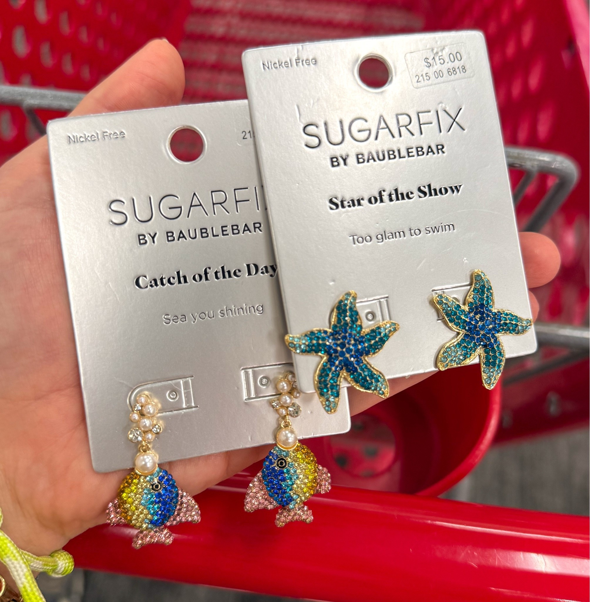 Cute new seasonal earrings 🐠
@Target @baublebar
#baublebar

#LTKdayinmylife #LTKgrwm #LTKSeasonal