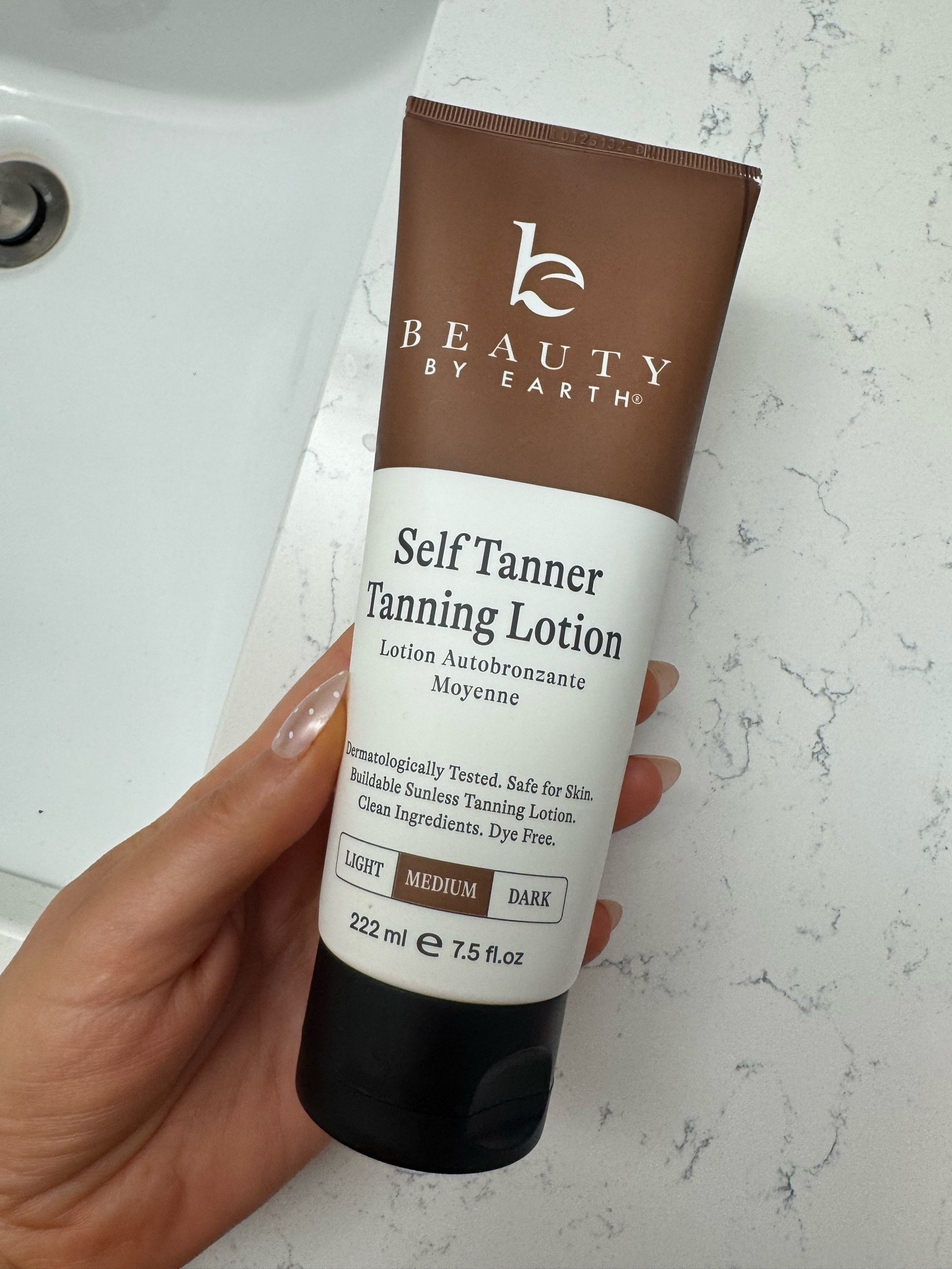 Perfect  self tanner! non toxic, no smell, no transfer, no stickiness! 

Self tanner. Beauty hacks.
Beauty products. Self tanning.
Sunless tanning. Summer glow.
Amazon finds. Viral products

#LTKselfcare #LTKmorningroutine #LTKBeauty