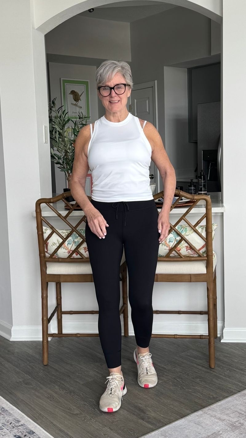 Workout OOTD 🤍🖤

#LTKootd #LTKOver40 #LTKfitnessgoals