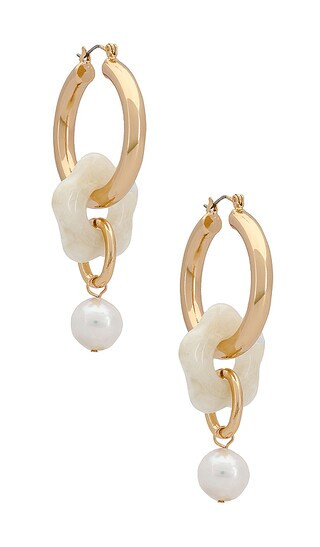 Daisy Earrings in Gold | Revolve Clothing (Global)