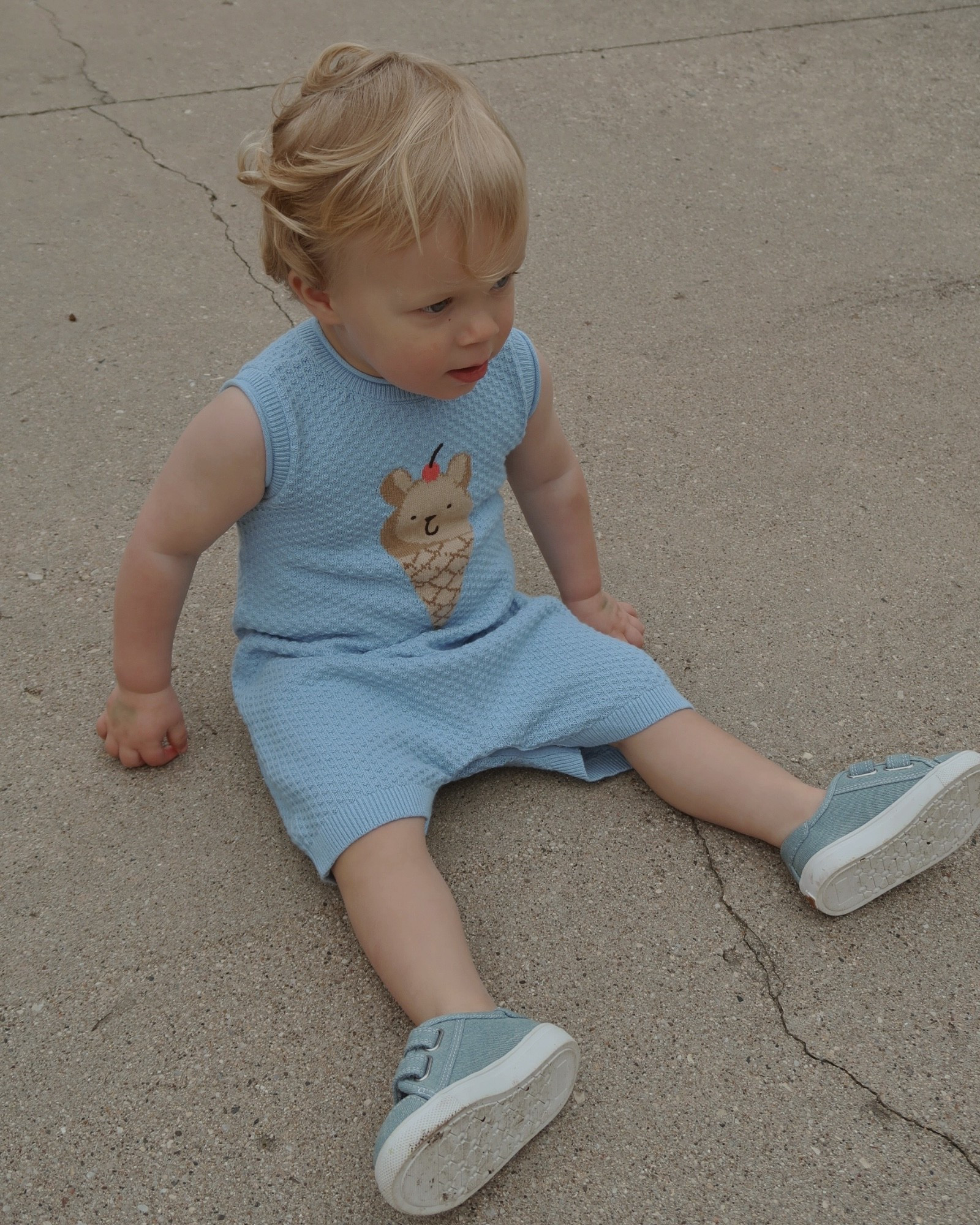Toddler boy summer outfit Gap 
Wearing size 18-24 at 20 months 

#LTKBaby #LTKKids #LTKootd