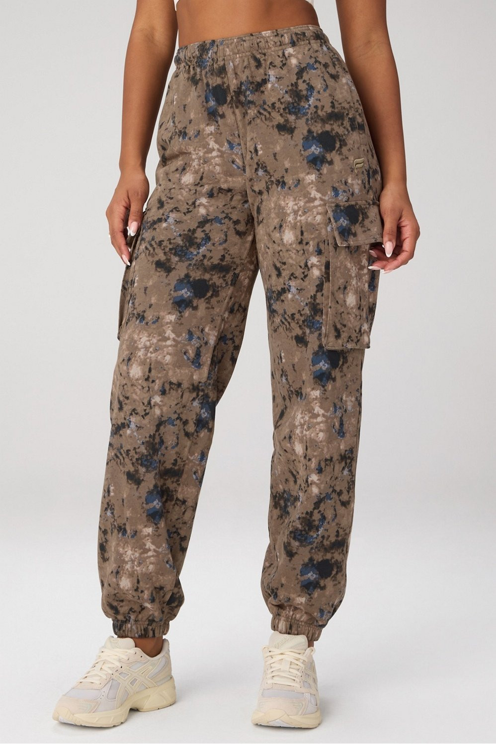 Year Round Terry Cargo Jogger | Fabletics