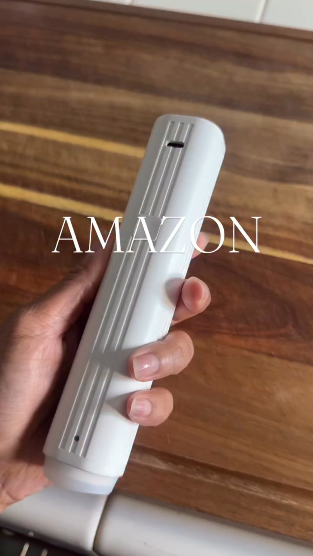 Comment “VAC” below or click my bio link! 💕

This tiny cordless food vacuum sealer keeps my food fresh for SO much longer. Just press one button and it seals in seconds. The LED pressure display makes it super reliable, plus it comes with 30 reusable bags. Perfect for meal prep, leftovers, and small kitchens. Total game changer!

#amazonfinds
#KitchenGadgets
#MealPrepHacks

vacuum sealer handheld portable cordless food saver reusable bags meal prep food storage freezer hacks kitchen gadgets amazon finds compact sealer keep food fresh longer