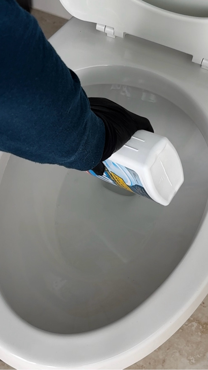 El problema de las manchas en el inodoro se vuelve peor cuando descuidas la limpieza de este. Estos productos son una buena opción y bastante económicos😉



#LTKHome
