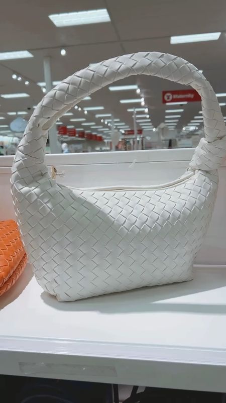 Bottega Veneta Jodie vibes at Target!! lookalike handbag bag purse clutch woven look for less #targestyle #lookforless

#LTKItBag #LTKFindsUnder50