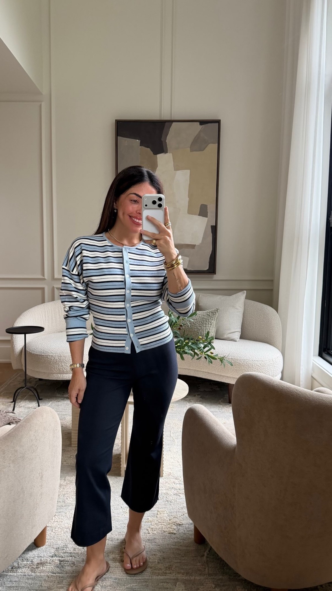 Top - XS
Pants - size 4

#LTKcanada #LTKworkwear #LTKdatenight