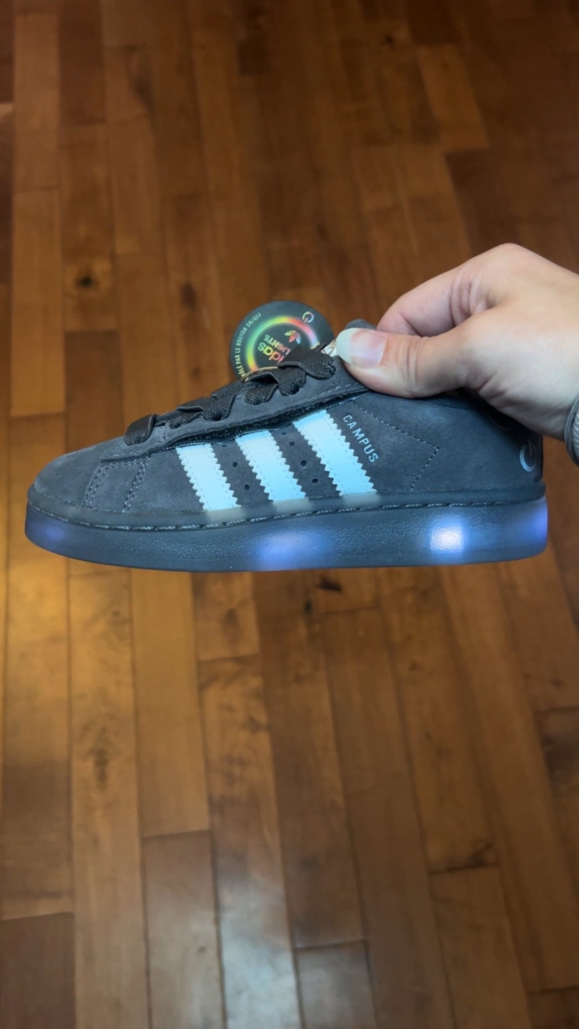Light up shoes that aren’t ugly!? These are such a win. You can turn them off, and they have elastic/velcro laces! Come in pink too!

#LTKFamily #LTKKids #LTKShoeCrush