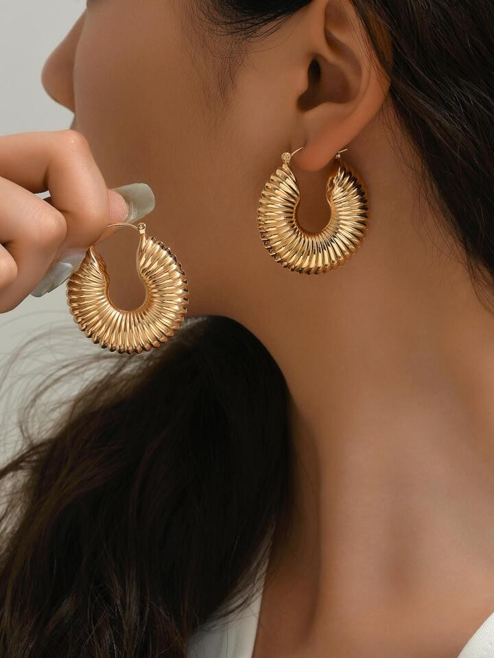 1pair Fashion Plastic Textured Hoop Earrings For Women For Daily Life | SHEIN