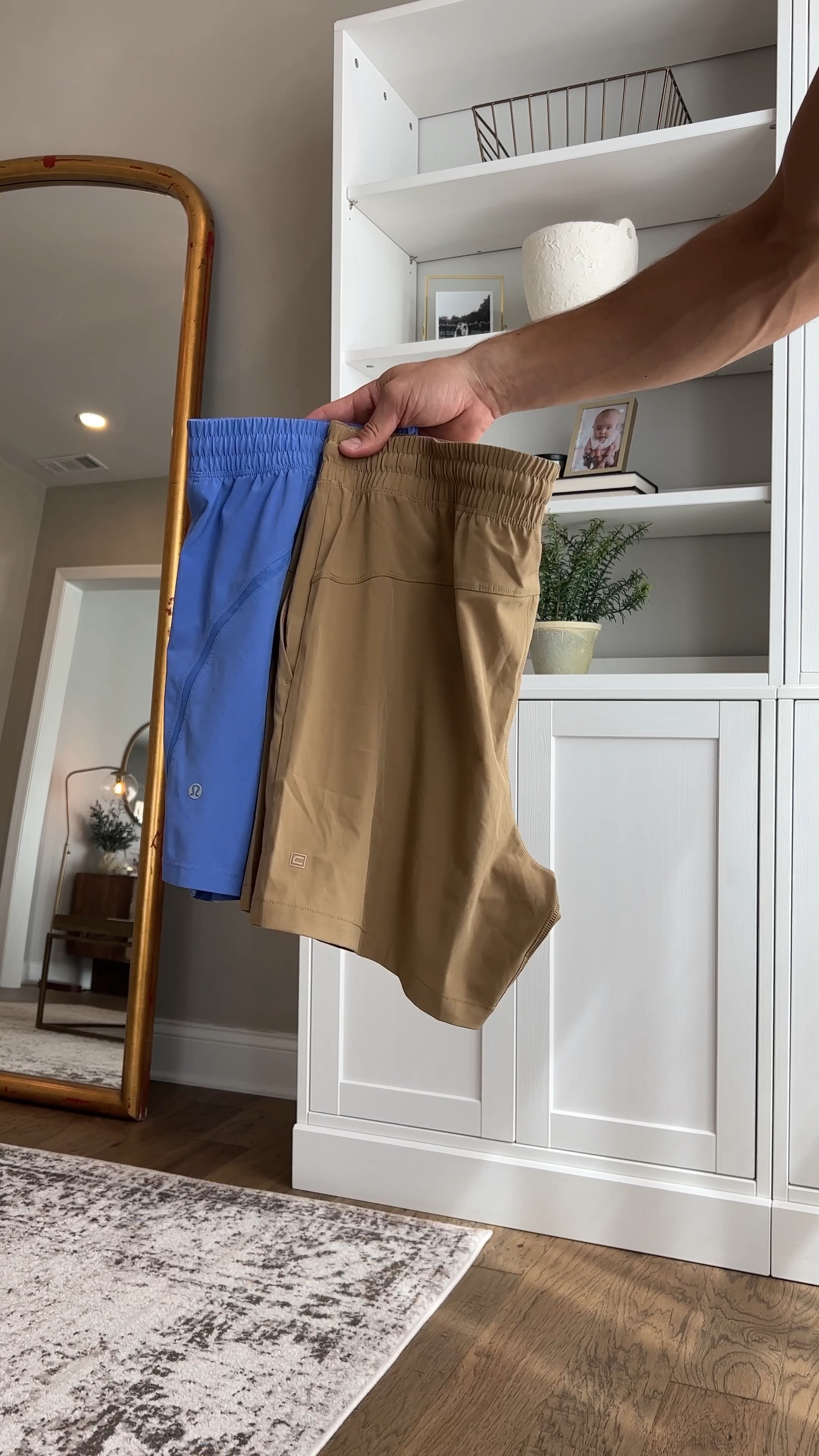 lululemon vs Amazon

A quick comparison between lululemon pace breaker shorts and CRZ Yoga shorts on Amazon

#LTKfindsunder50 #LTKVideo #LTKmens