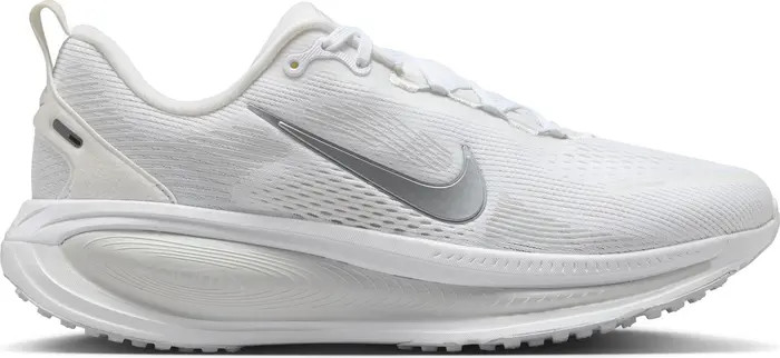 Vomero 18 Running Shoe (Women) | Nordstrom