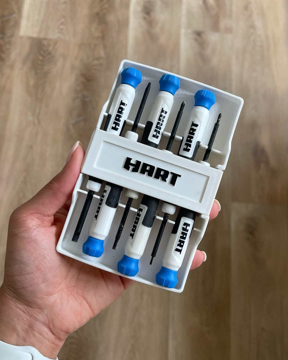 This small screw driver set from Walmart is a must have for every one plus it’s on sale less than $6 !

#LTKhome #LTKsalealert