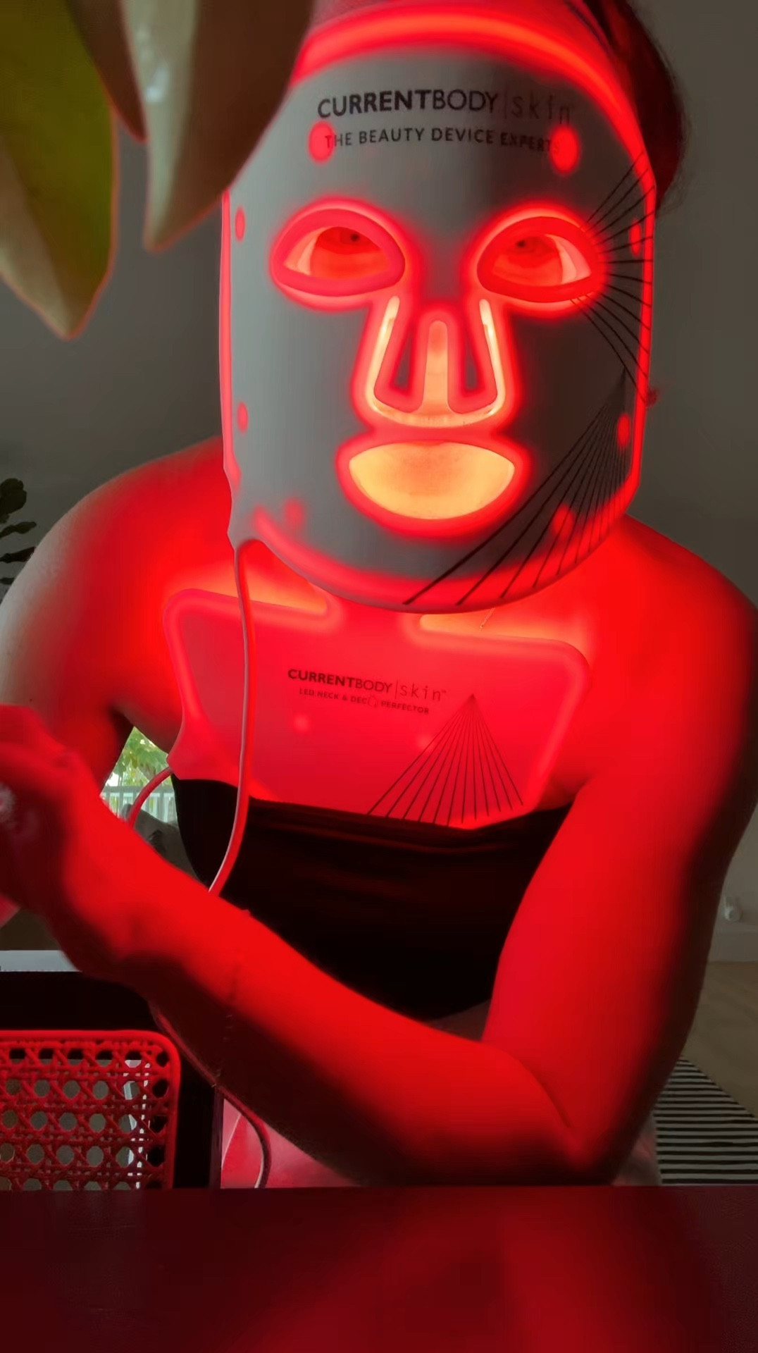 Red light therapy mask, pillow, and bedding all linked on my storefront! I love this red light mask!!! 