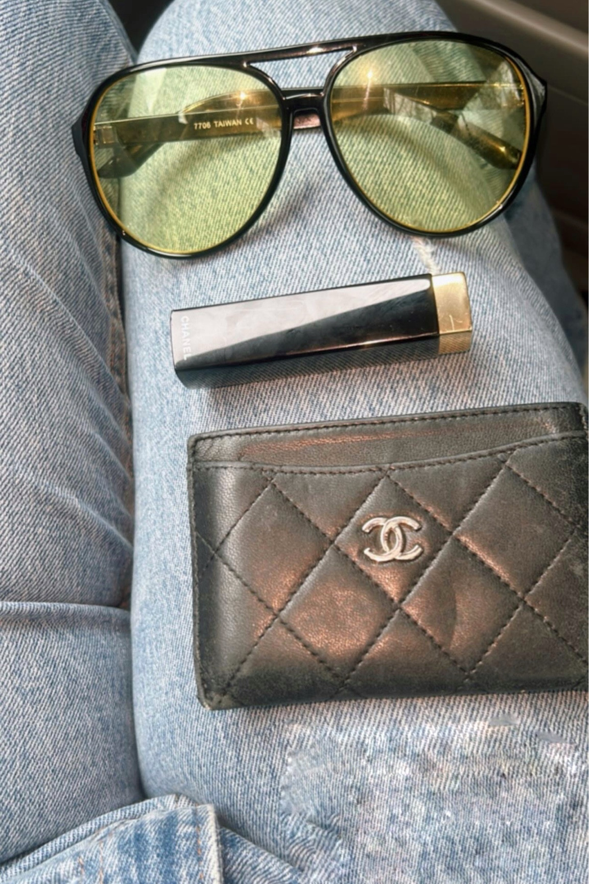 When you just need the essentials…. Sunglasses, Lipgloss & Chanel Card Case

#LTKxSephora #LTKtravel #LTKbeauty