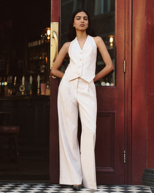 A&F Harper Tailored Premium Crepe Ultra-Wide Leg Pant | Abercrombie & Fitch (US)