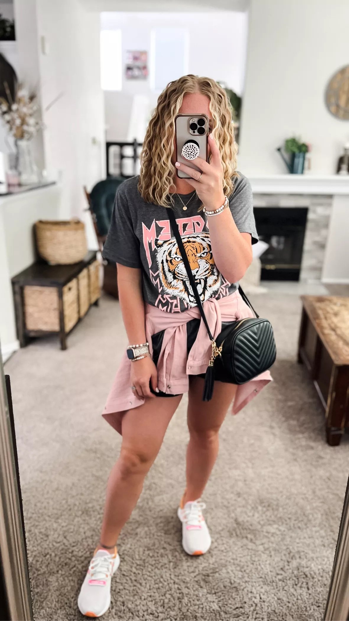 summer outfit with sneakers  Summer outfits for moms, Sneaker outfits  women, Biker outfit