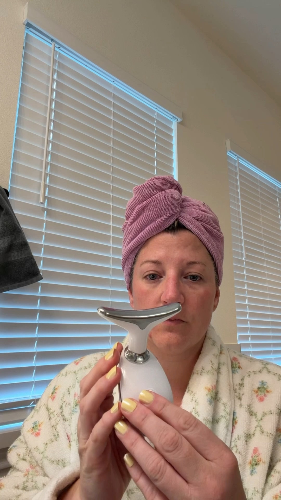 My little secret for tighter, lifted-looking skin as a 40-something mom 🤍✨

This red light facial massager has been a game changer for me—especially on days when my skin is feeling tired, puffy, or just… not it 😅

It helps:
✨ visibly tighten + lift
✨ reduce puffiness
✨ give that glowy, refreshed look

I use it with my favorite serums at night while I’m winding down, and it’s honestly become one of those can’t skip steps 🙌

Nothing crazy—just a simple tool that makes a BIG difference over time 💁🏼‍♀️


#LTKselfcare #LTKmomlife #LTKmorningroutine