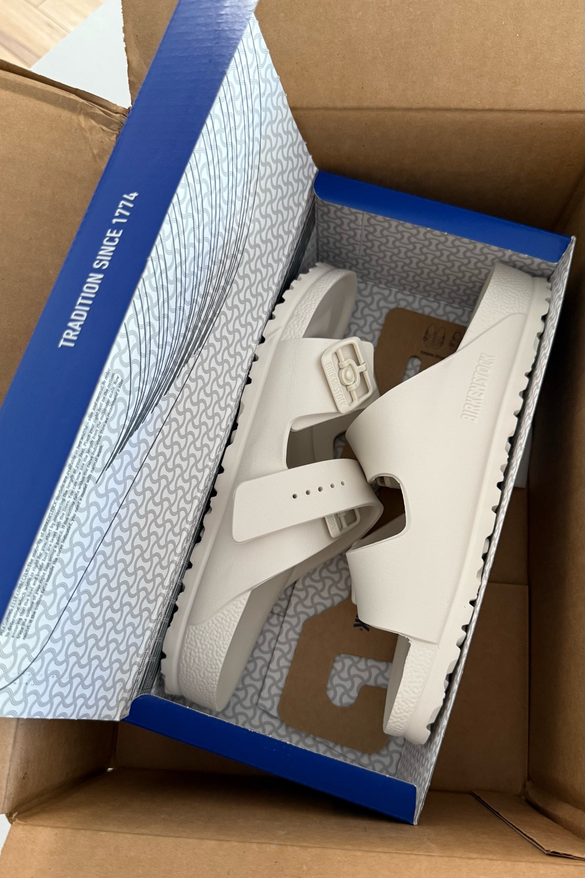 a great comfortable gift for moms, grandmas or any girl in your family! So comfortable and such a good price point! 
Color bone
#giftguideforher #forher

#LTKFindsUnder50 #LTKGiftGuide #LTKShoeCrush