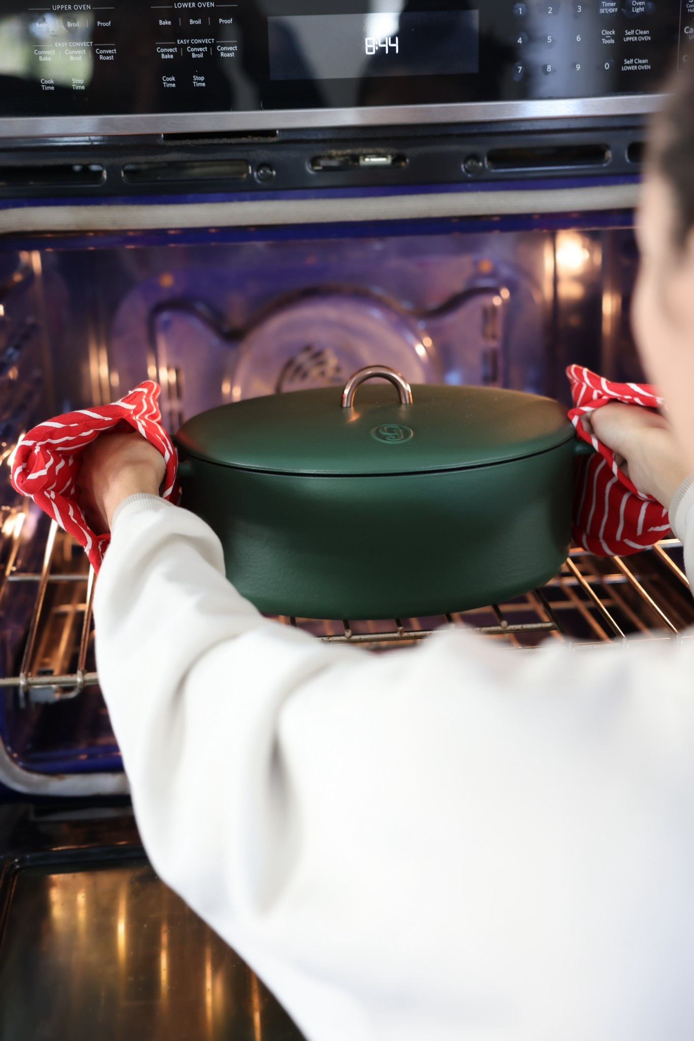 My favorite Dutch oven is on major sale for Black Friday! As well as up to 50% off site-wide on Great Jones so I’m linking mine as well as what’s on my list for gifts for others during the sale #greatjones

#LTKGiftGuide #LTKHoliday #LTKCyberWeek