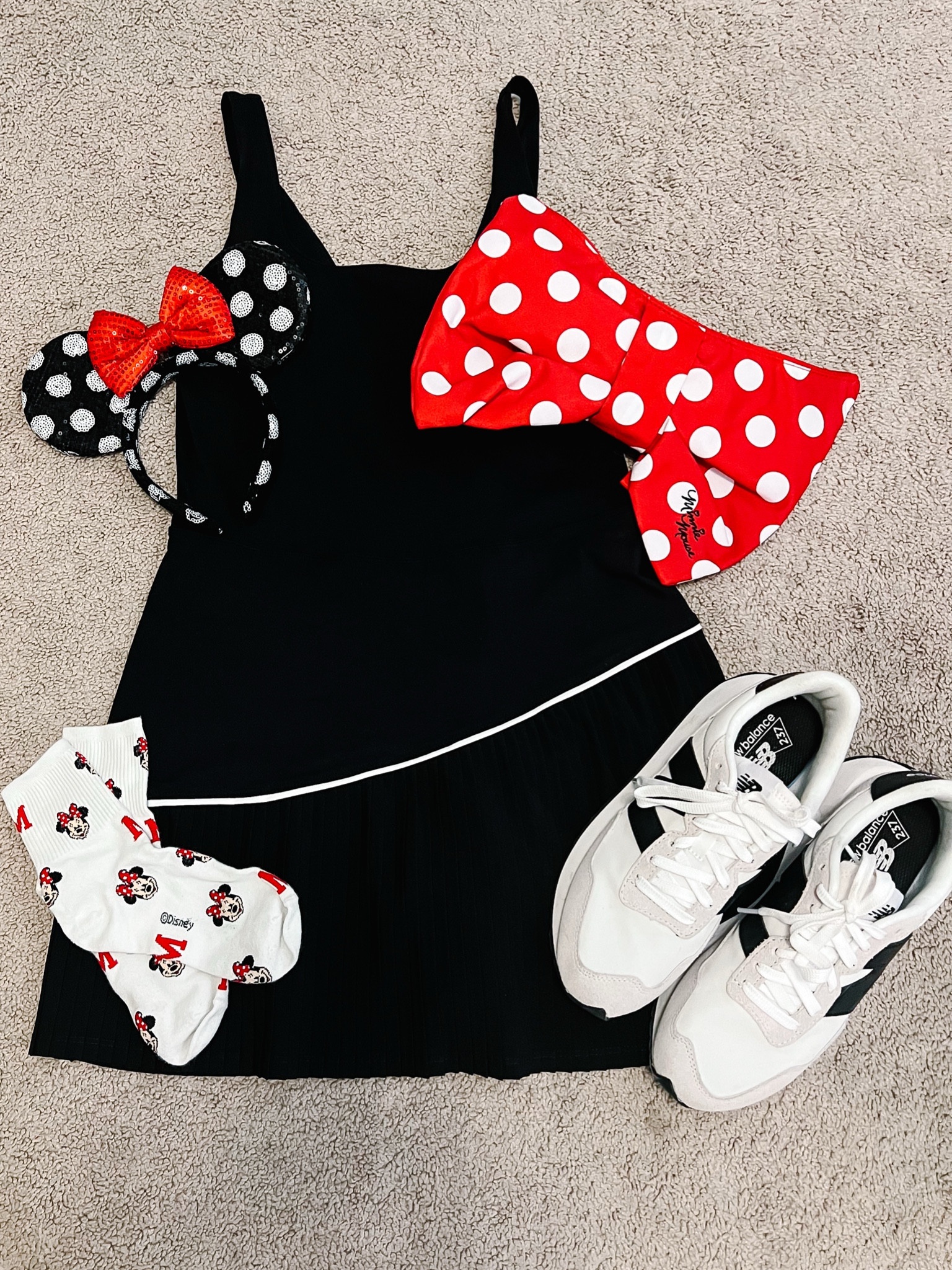 Disney world outfit idea
Disney world Minnie outfit


#LTKFindsUnder50 #LTKStyleTip #LTKFindsUnder100