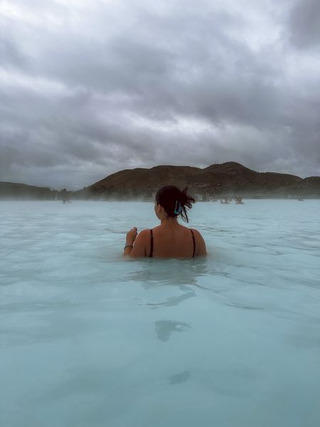 📍Blue Lagoon, Iceland 

Swimsuit is linked but they don’t sell it in black anymore. I actually like the fit of Lulus one pieces so you can’t go wrong  

#LTKtravel