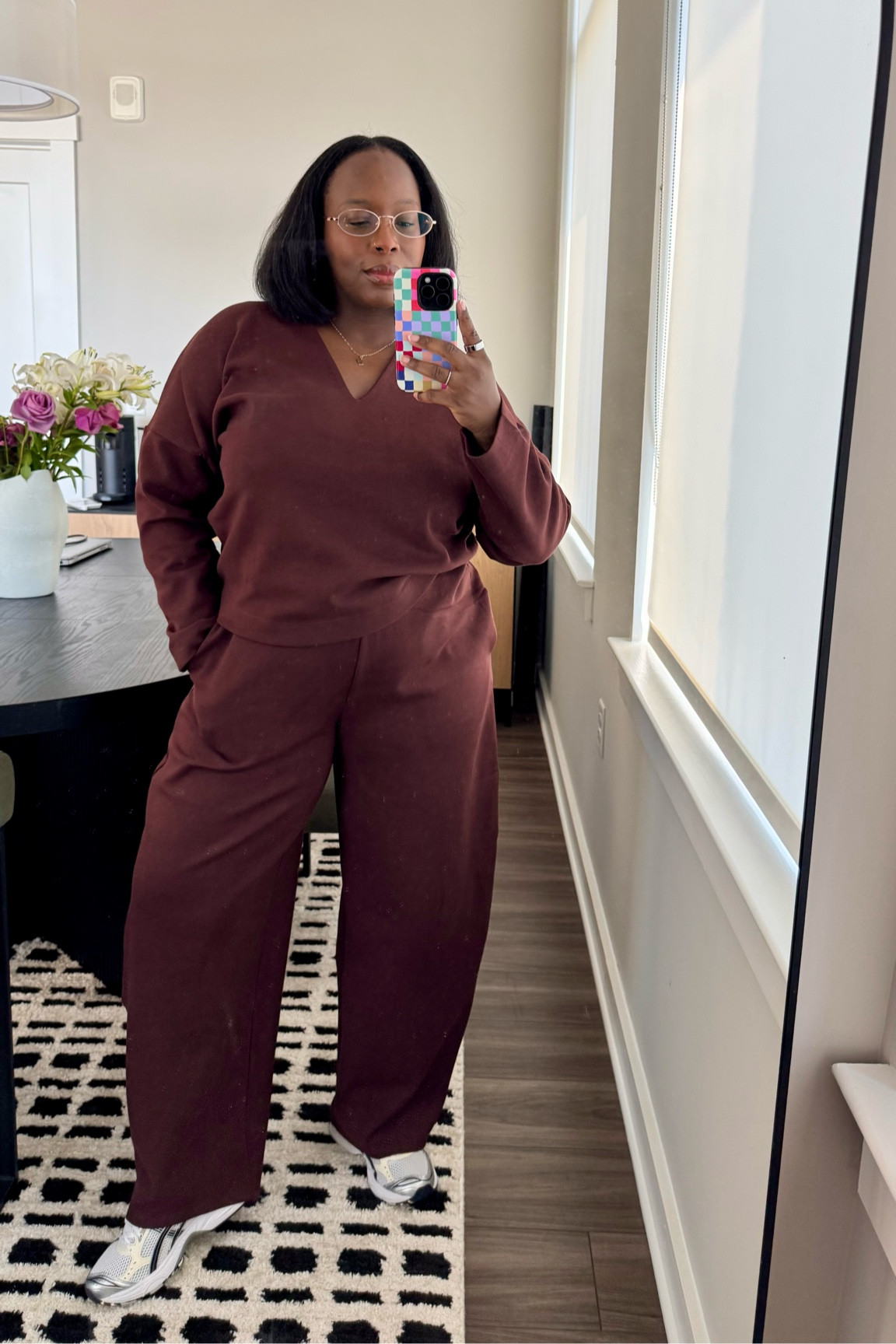LOVE this set from Zara. So comfortable and the quality is top tier. & did I mention it’s on sale?! 

I have it burgundy, green AND black

Top reference code: 4174/152/681
Pants reference code: 4174/153/800