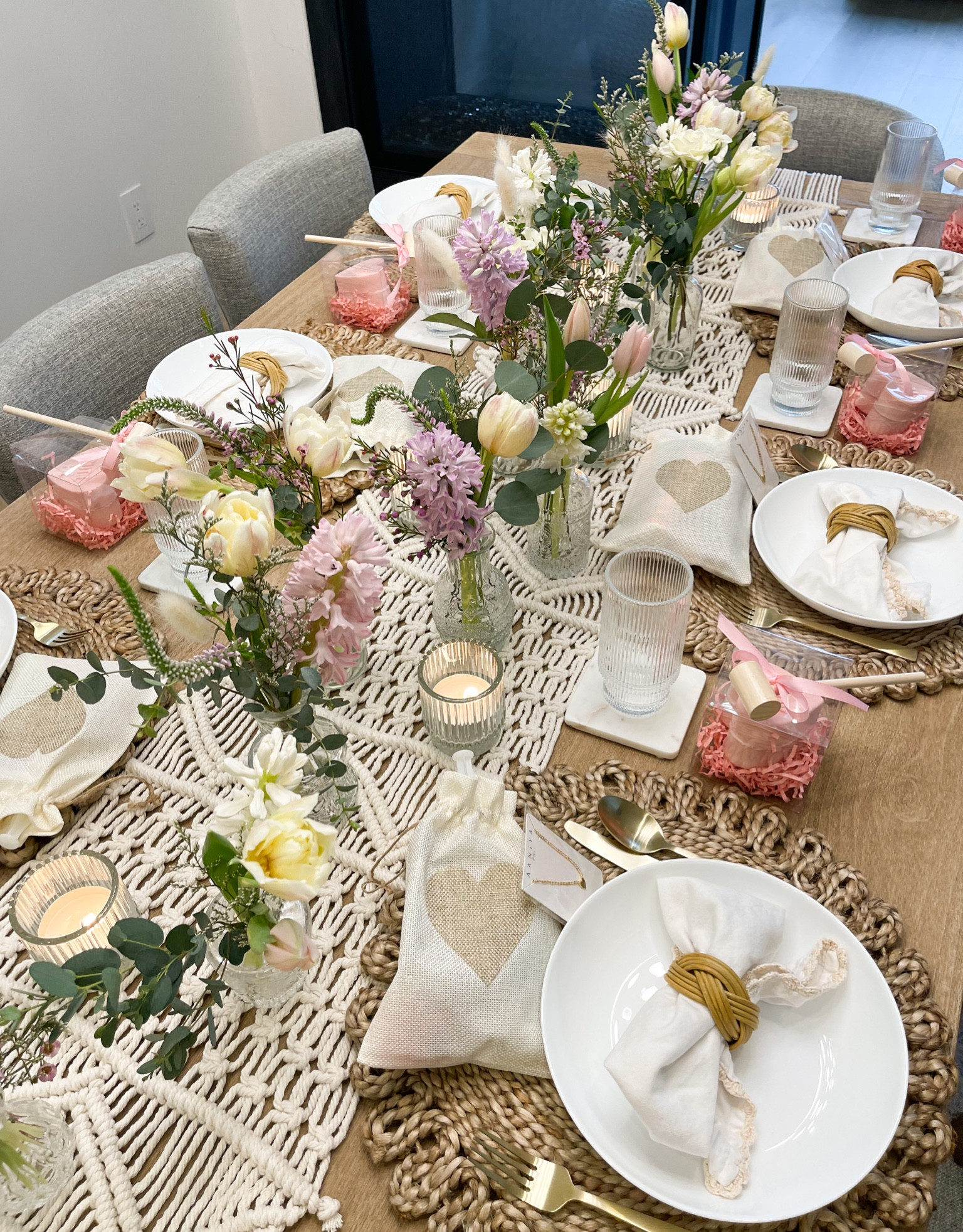 Boho style party 

Dinning room, wooden adjustable table, chairs, placemat, boho style, neutral, antique flower vases, goodie bags, valentines, galentines party, decor, table runner, marble coaster, ribbed glasses, amazon, crate and barrel, pottery barn, girls date, brunch,

#LTKGiftGuide #LTKunder50 #LTKhome