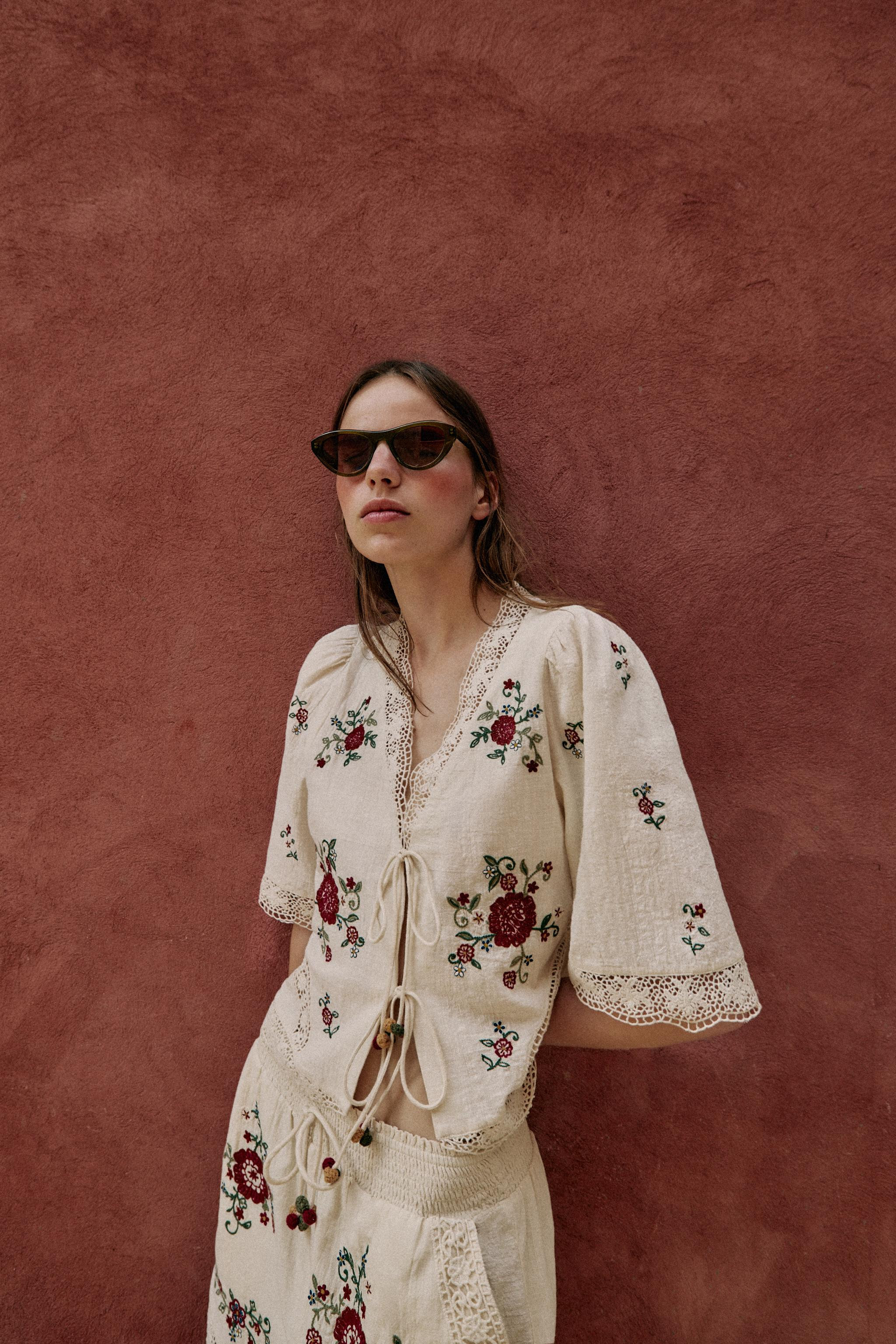EMBROIDERED FLORAL TOP | Zara Canada
