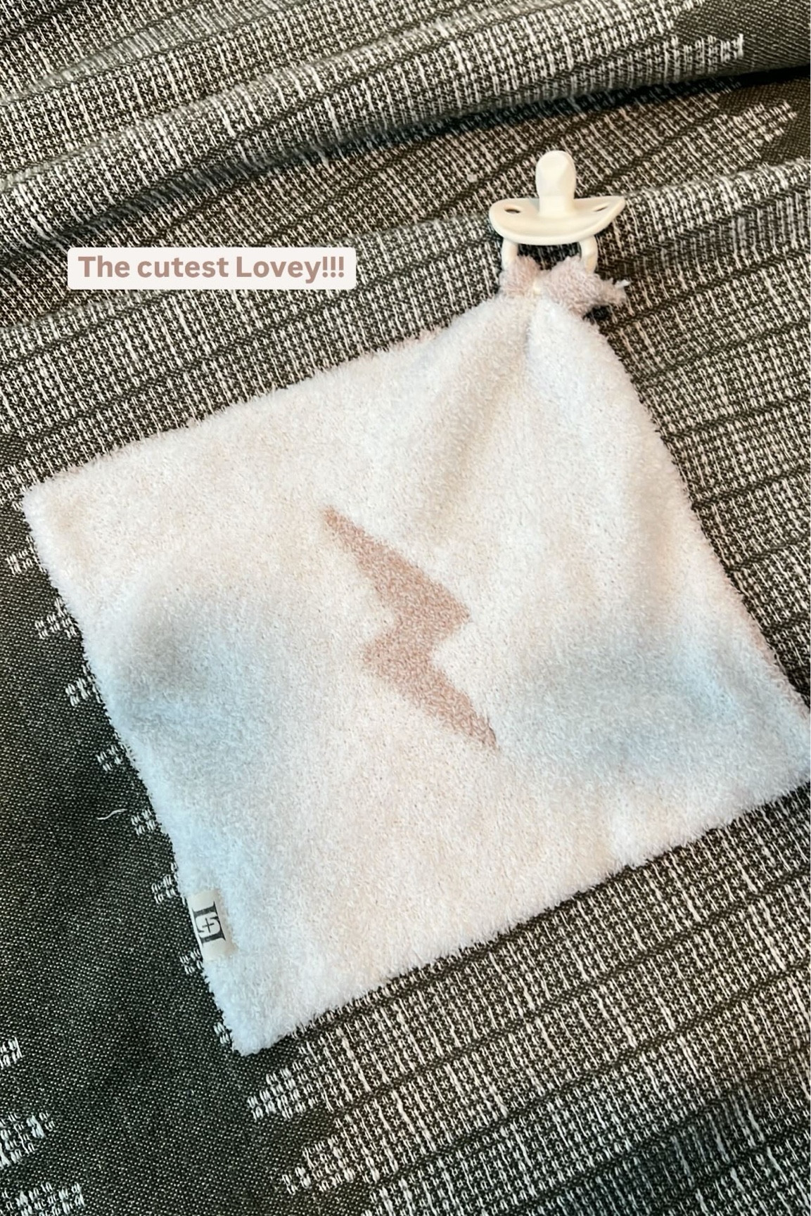 The cutest and softest lovey! 



#LTKBaby #LTKStyleTip #LTKFindsUnder50