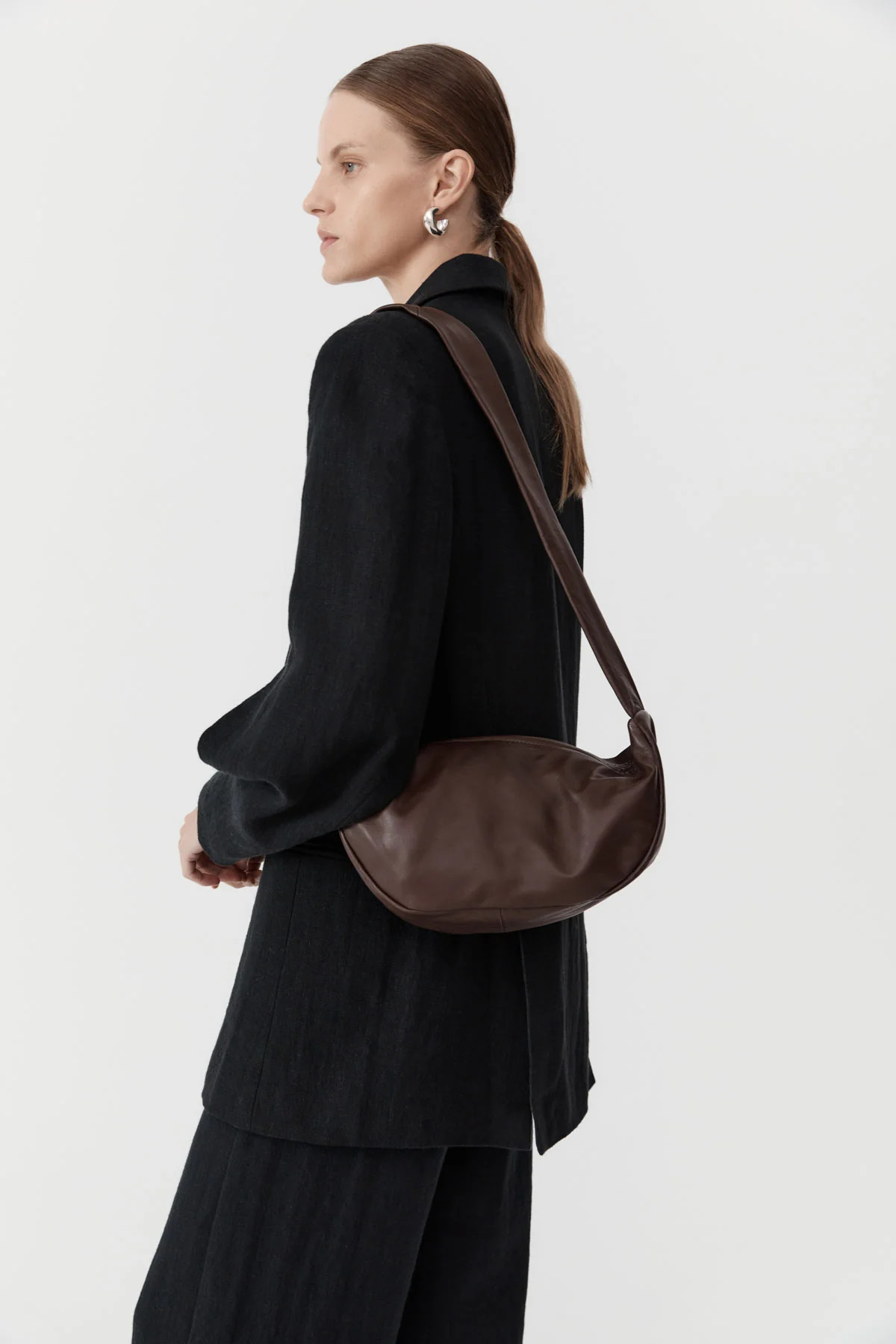 Soft Crescent Bag - Chocolate | St. Agni