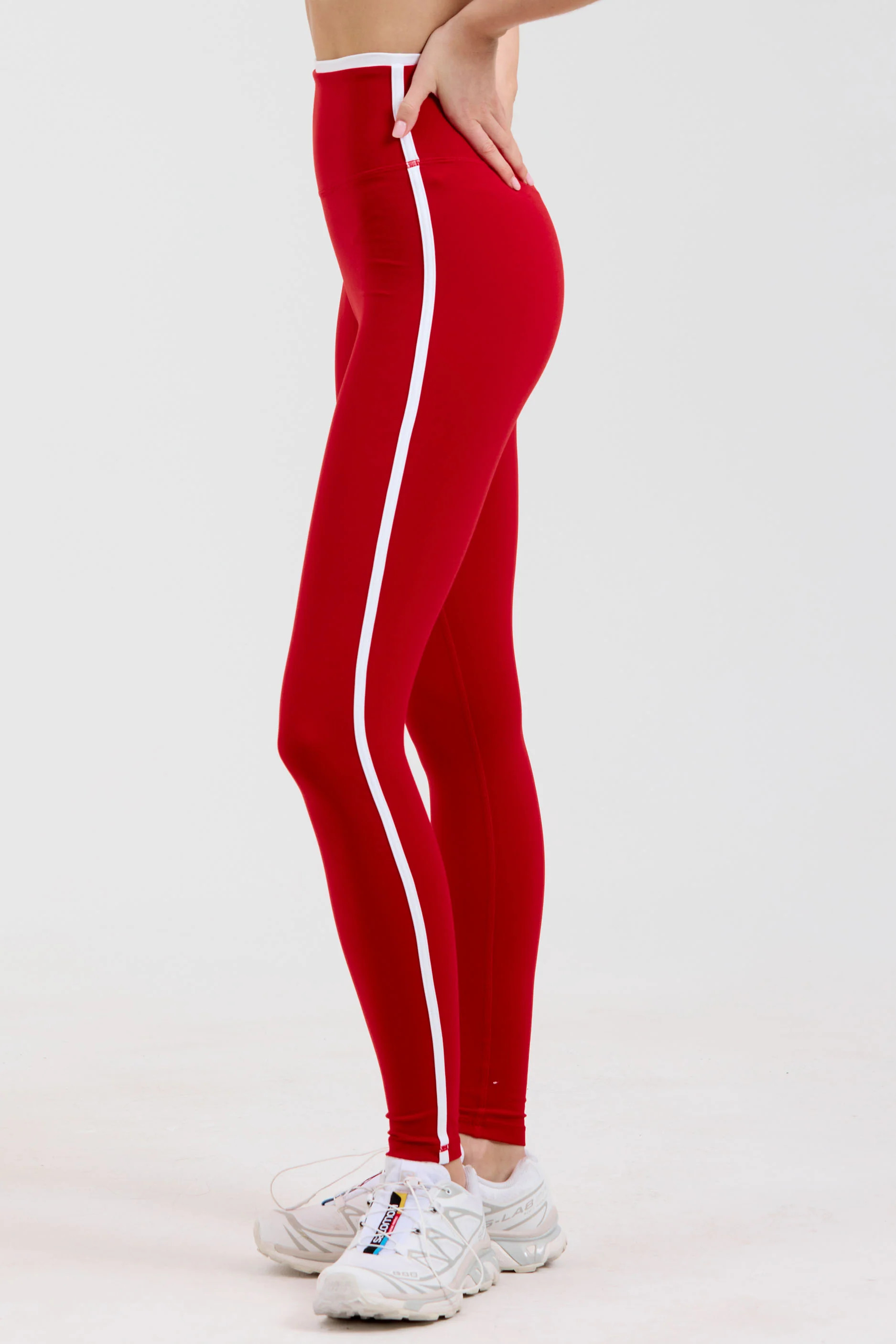 Two Tone Leggings - Cherry/White | FORM