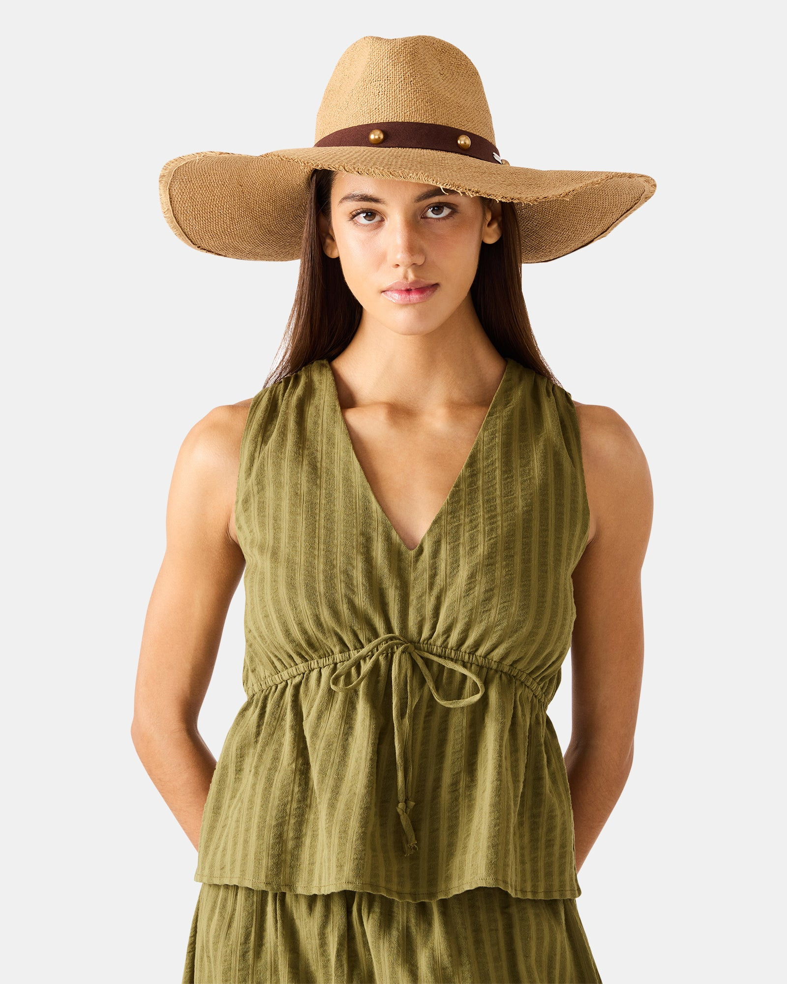BOHO GLAM STUDS STRAW HAT TAN Women's Hat | Steve Madden (US)