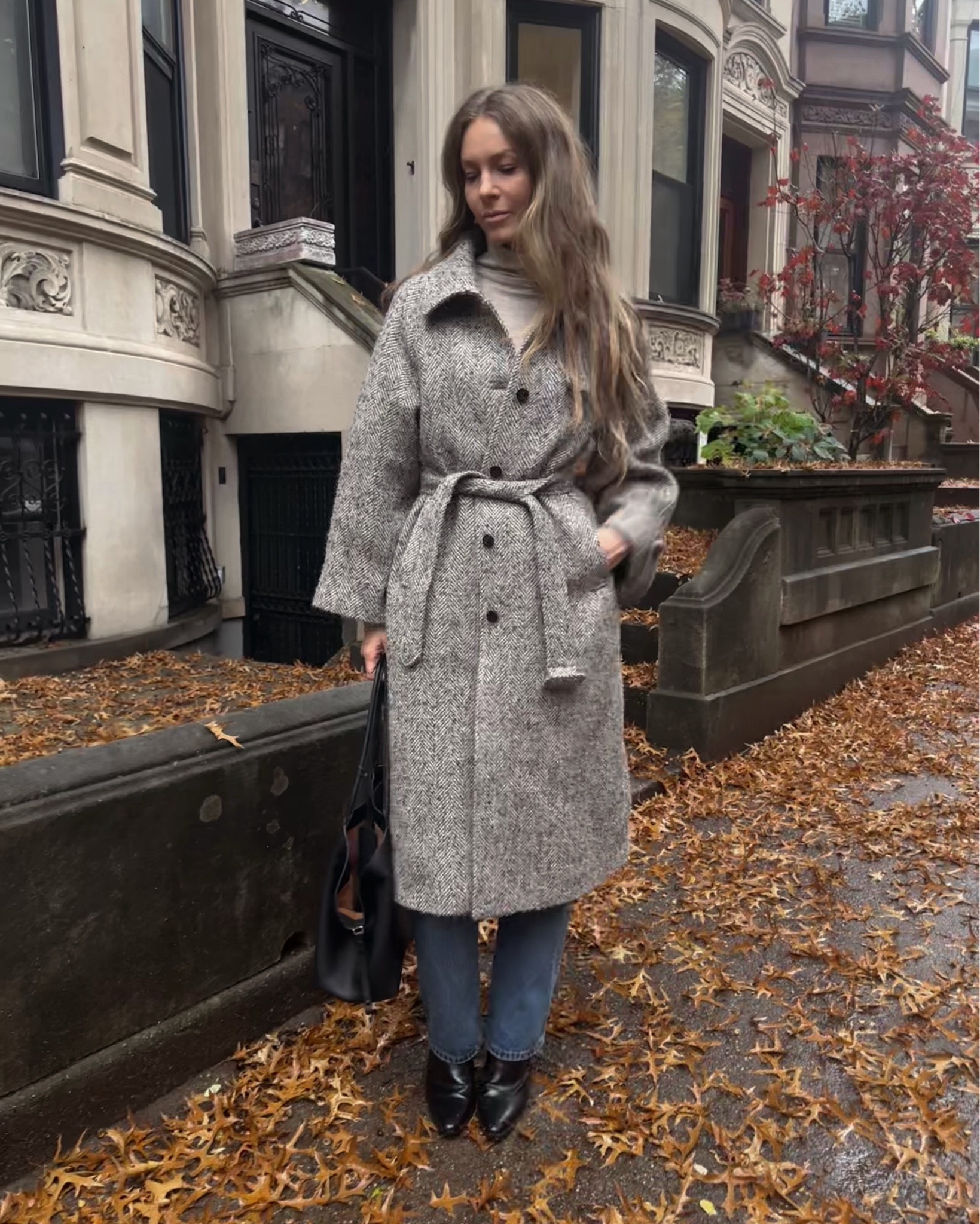 Effortlessly chic winter outfit 🫶
This coat is so warm and versatile and the design is timeless. Wearing size S 

#LTKootd #LTKHoliday #LTKGiftGuide