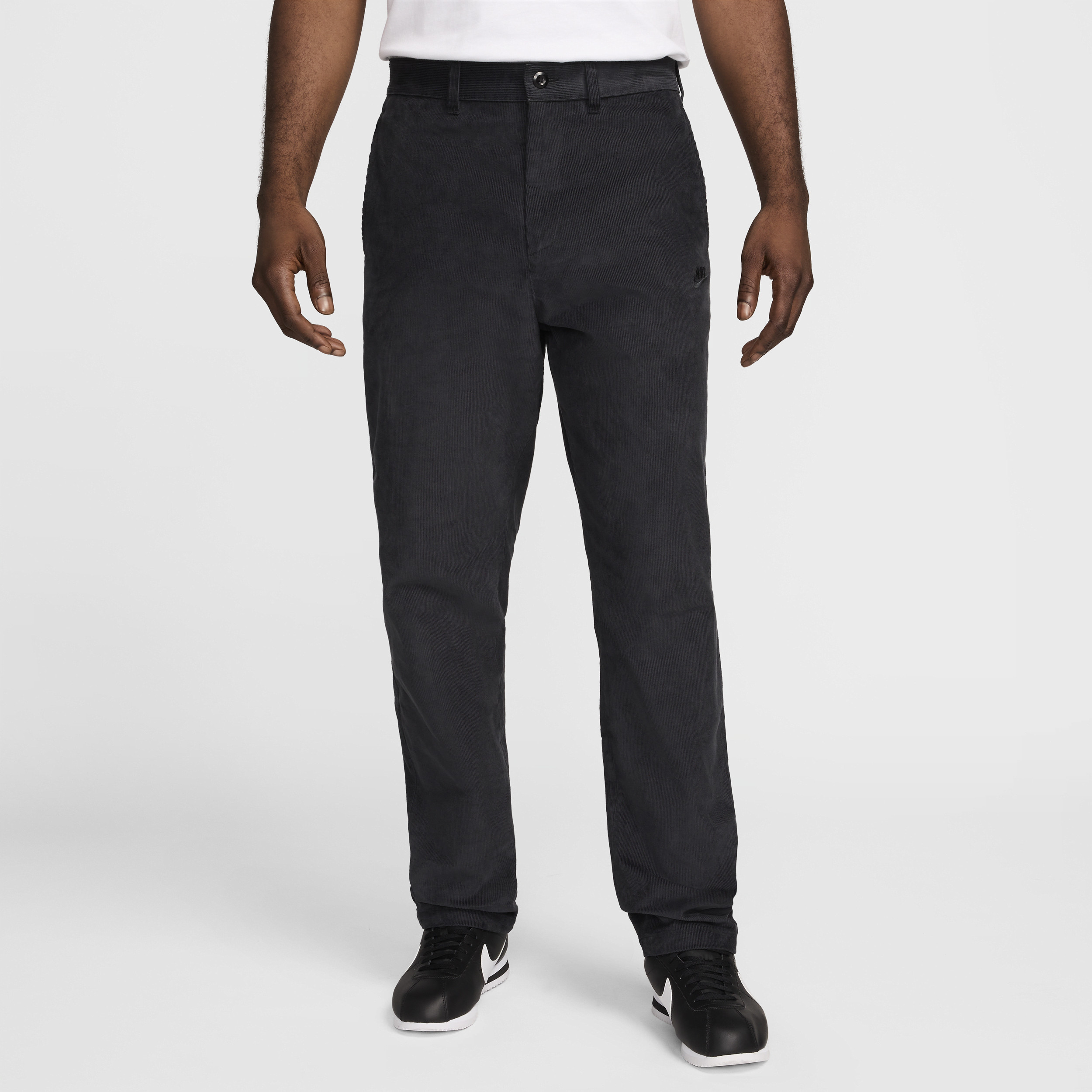 Nike Men's Club Corduroy Chino Pants in Black | FZ0786-010 | Nike (US)