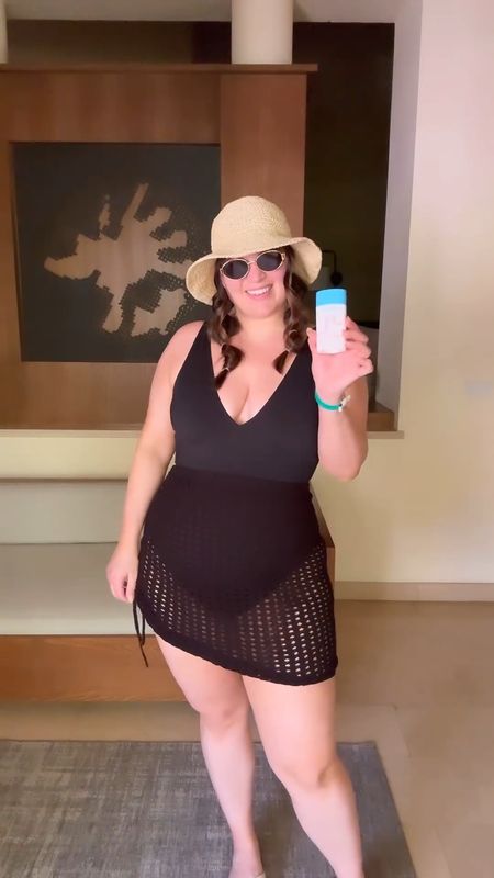 Midsize vacation outfit! Here is what I wore to spend the day at the pool while in Costa Rica! 

Swimsuit - xl xlong (comes in different lengths 👏) 
Cover up skirt - xl 
Sandals - 10 



#LTKSwim #LTKSeasonal #LTKMidsize