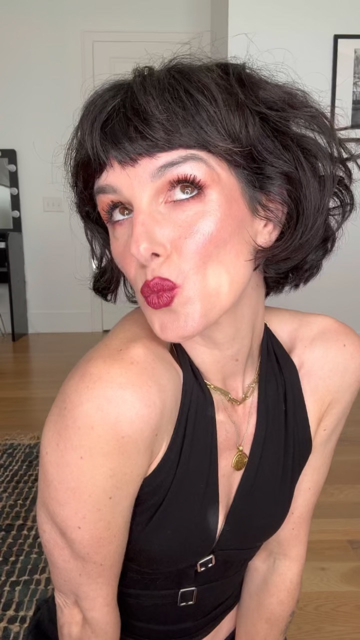 Winter everyday makeup look! The perfect amount of color to make you look blushed and lively during the cold weather 🤍

Winter beauty | makeup finds | stocking stuffers

#LTKSeasonal #LTKbeauty #LTKHoliday