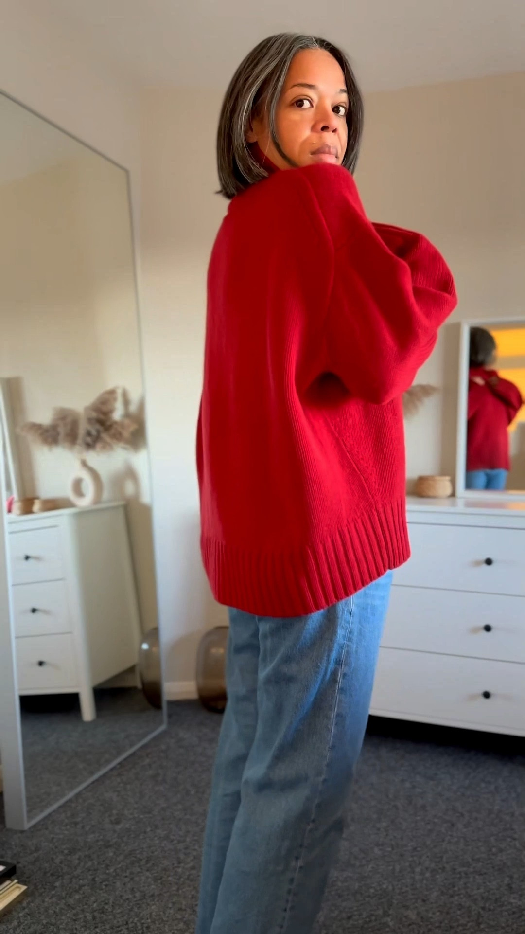 Red jumper 

#LTKwinter #LTKfestive #LTKstyletip