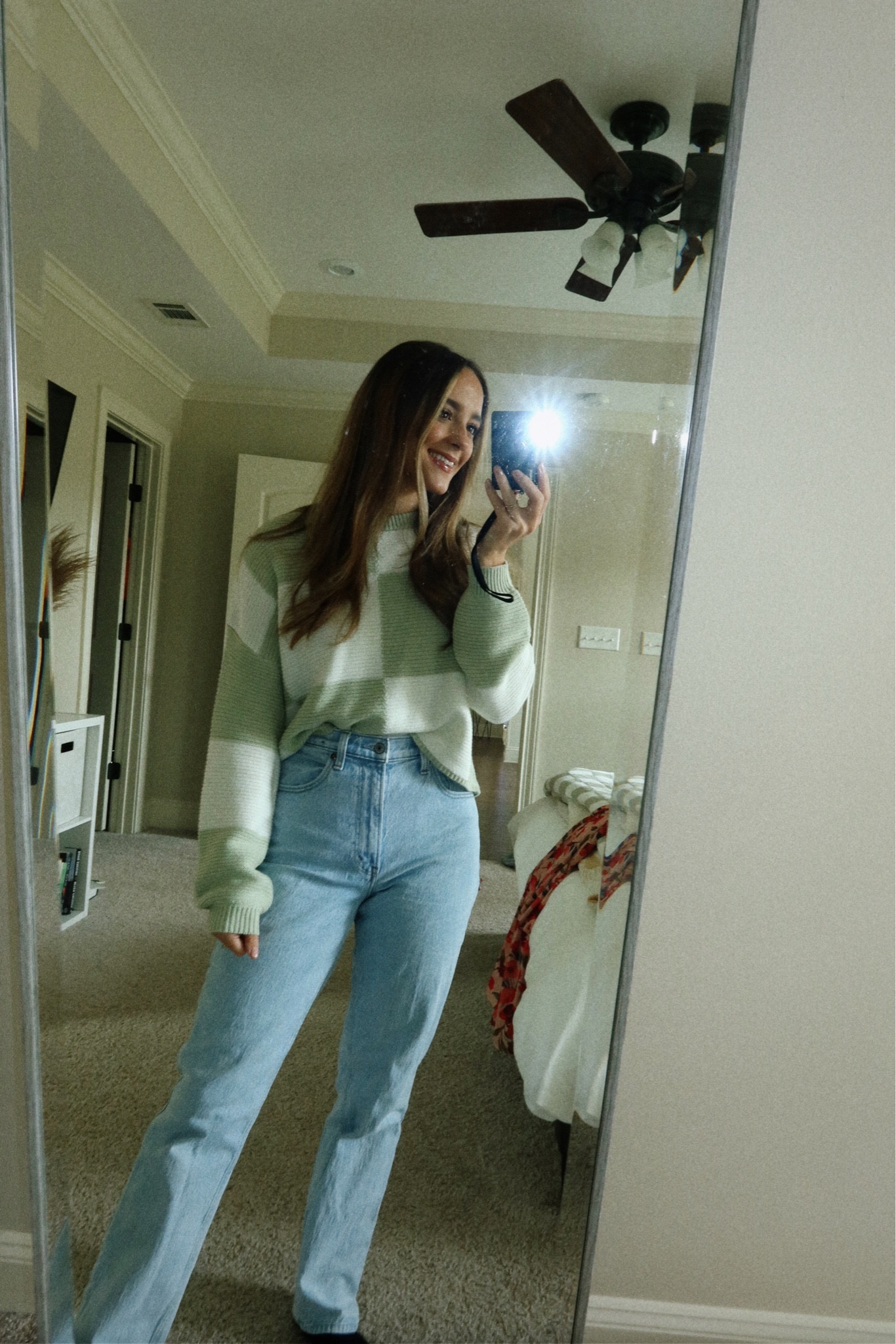 My fav jeans that I wear with everything are on sale! I’m in a size 2/26 and I get regular length (I’m 5’3)! 

#LTKsalealert #LTKMostLoved #LTKSpringSale