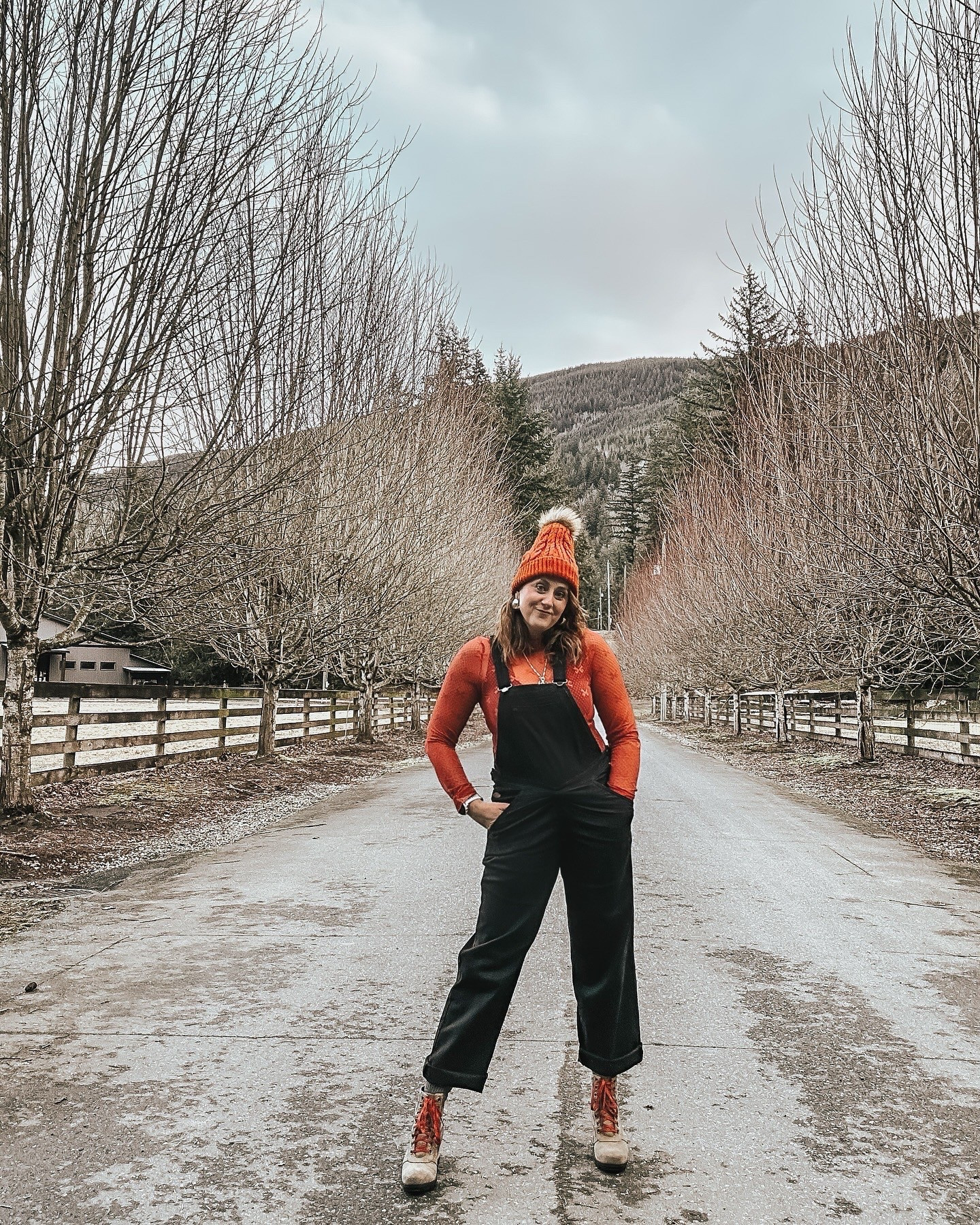 Love letters from Vancouver. 💌

Overalls with mesh red ribbon top matching my sorel hiking boots. #hiking #overalls #outdoors #meshtop