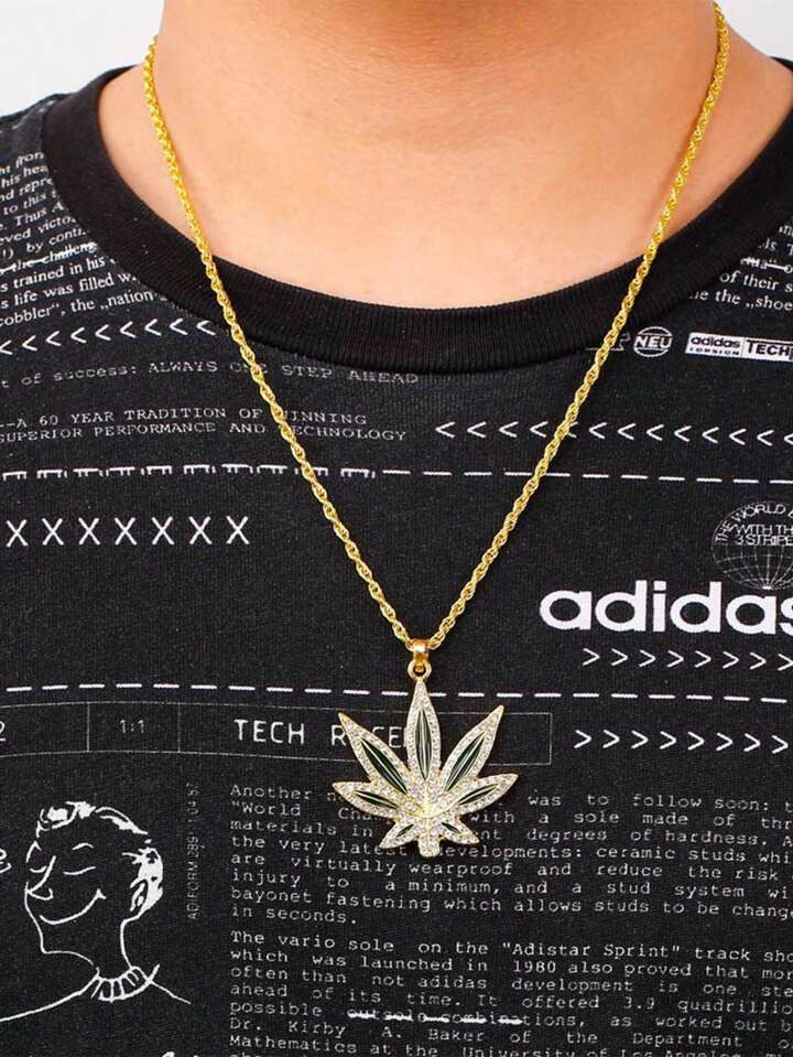 1pc Hip-Hop Micro-Inlaid Rhinestone Grass & Leaf Shaped Sparkling Pendant, Unisex, Comes With 4 S... | SHEIN